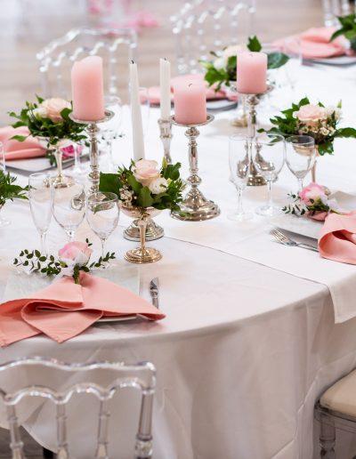 Décoration de mariage à Deauville, au Domaine les Planches - Des tables décorées avec style, par CREA EVENT, Décoratrice UFDI à Honfleur, Deauville, Caen - 14