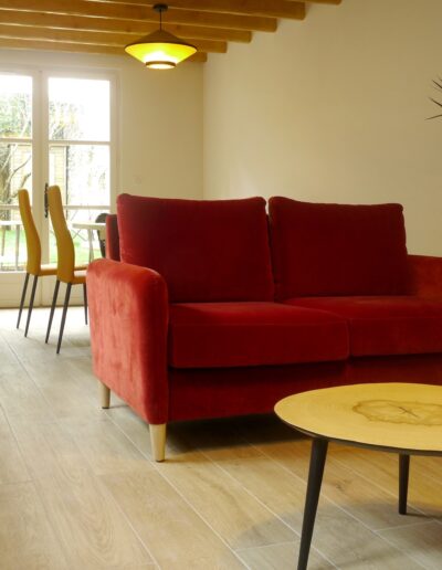 Vue sur le salon et sur le jardin au loin © francois louchet, par CREA DECO, Décoratrice UFDI à Honfleur, Deauville, Caen - 14
